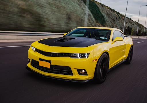 Yellow-sports-car.jpg 